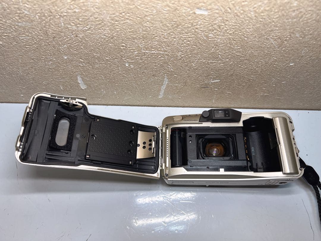 OLYMPUS μ mju Zoom130 フィルムカメラ 【中古】