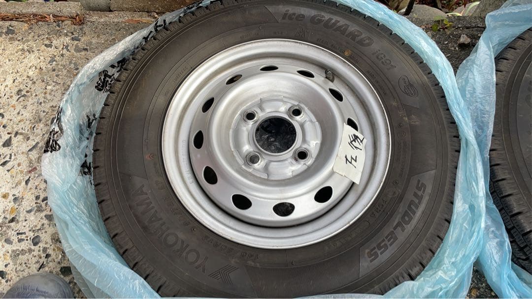 朝*奈様 ヨコハマiceGUARDスタッドレス鉄チン4本set145R12-80