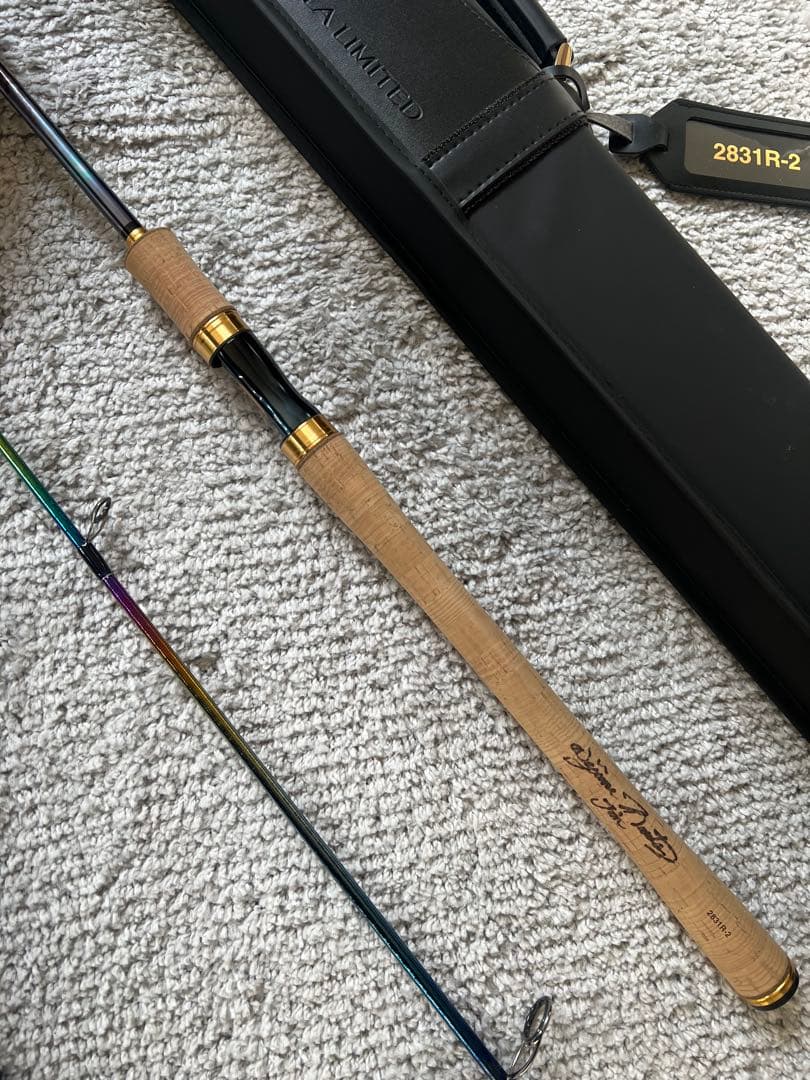 ワールドシャウラリミテッド2831R-2