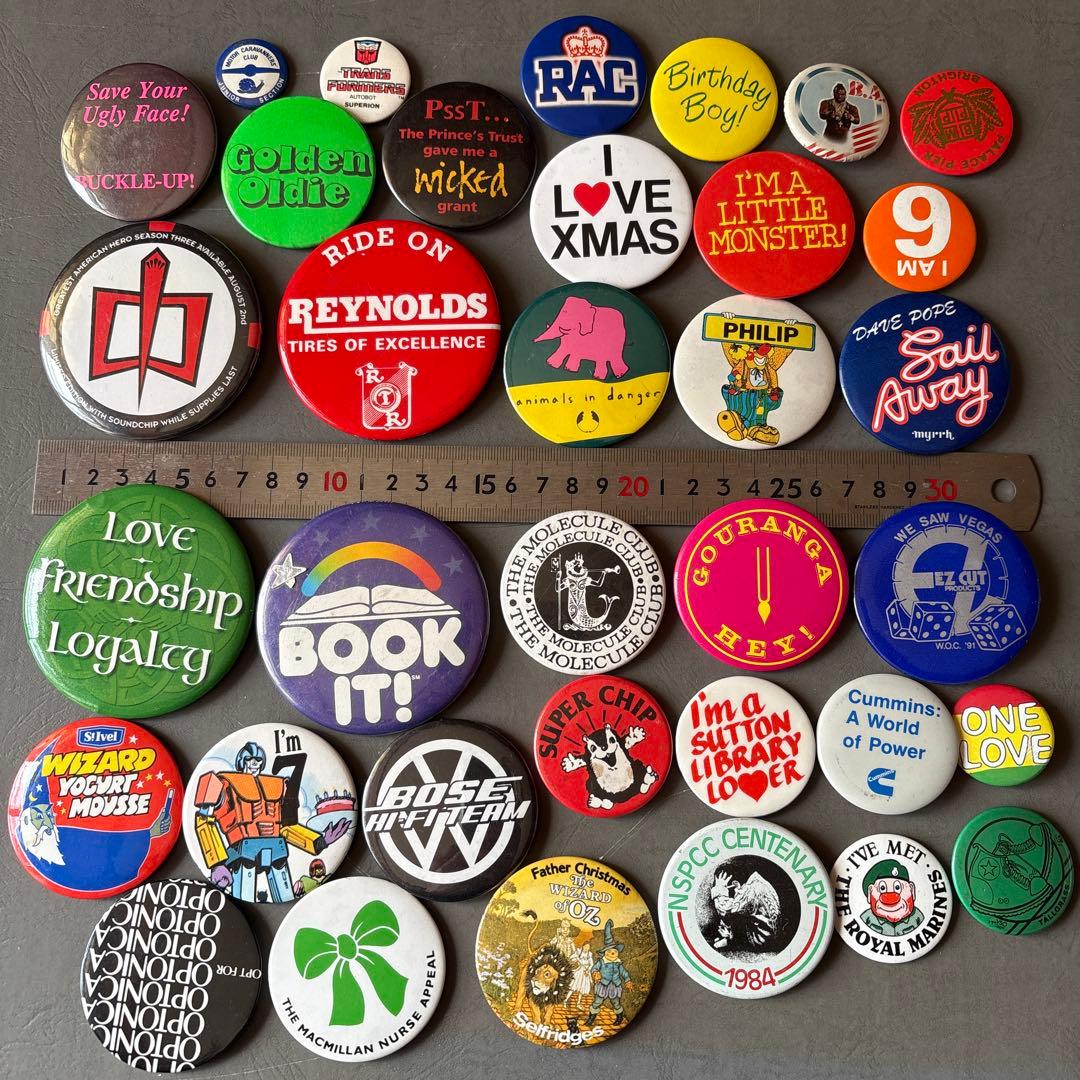 ピ*ピ様 ヴィンテージ缶バッジ200個OVER ／アメリカ・イギリス／Vinta