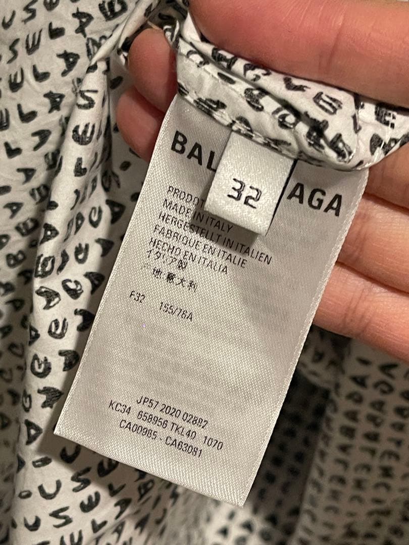 バレンシアガ 　シャツ