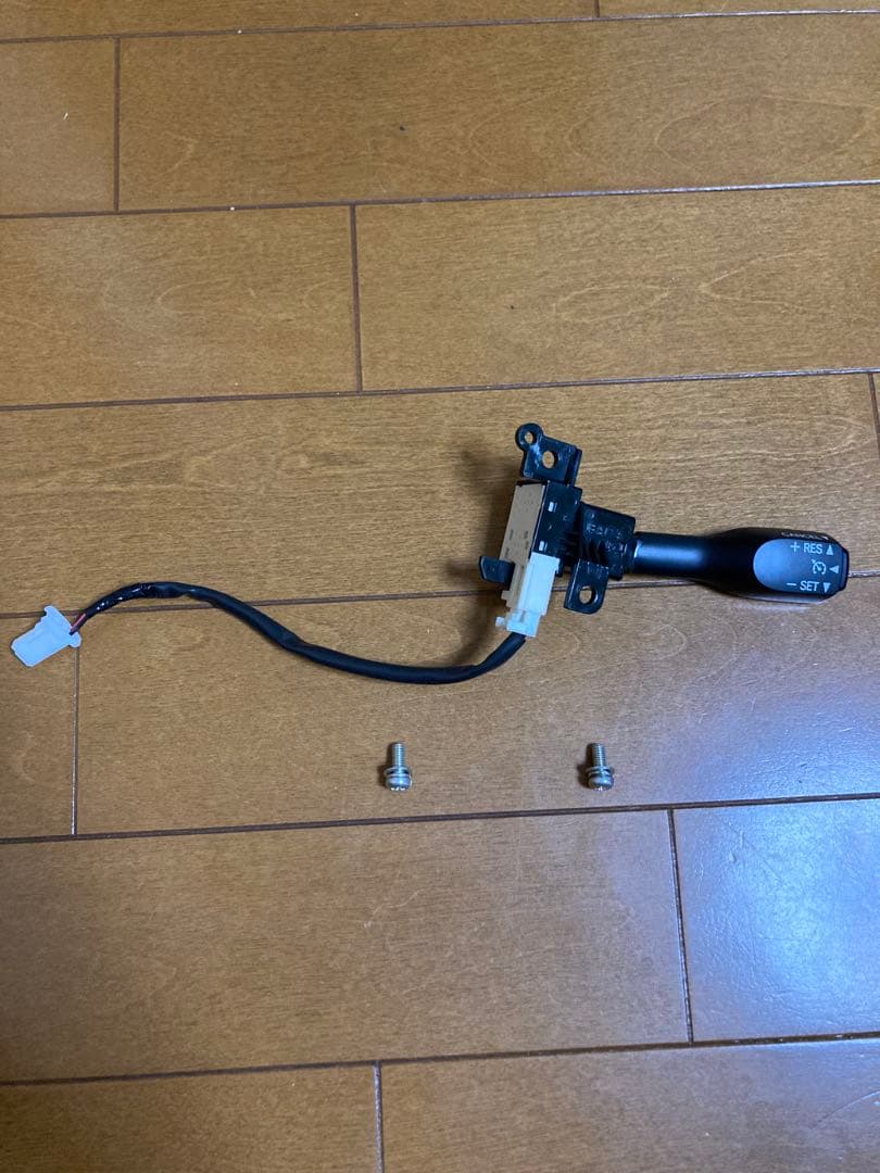 nsp170シエンタ 後付けクルーズコントロールセット　pivot、純正品など