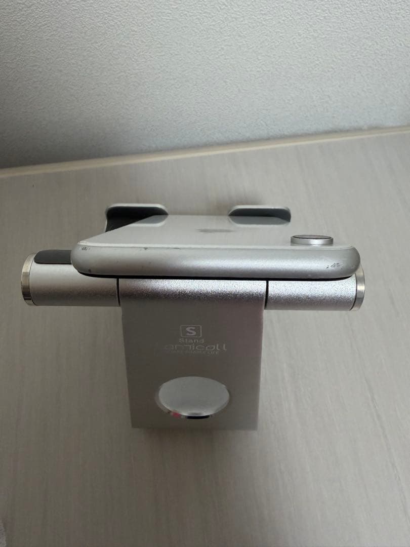 Apple iPhone XR ホワイト 本体 64gb