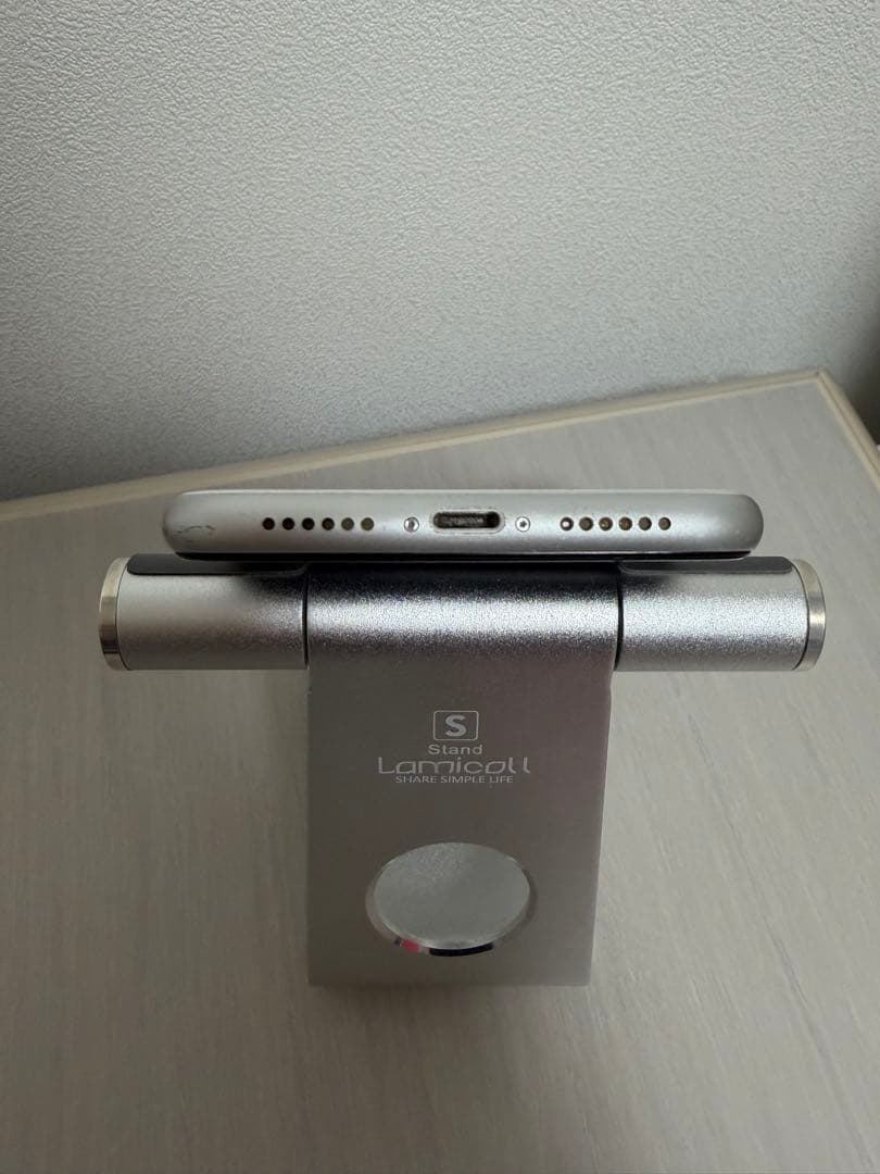 Apple iPhone XR ホワイト 本体 64gb