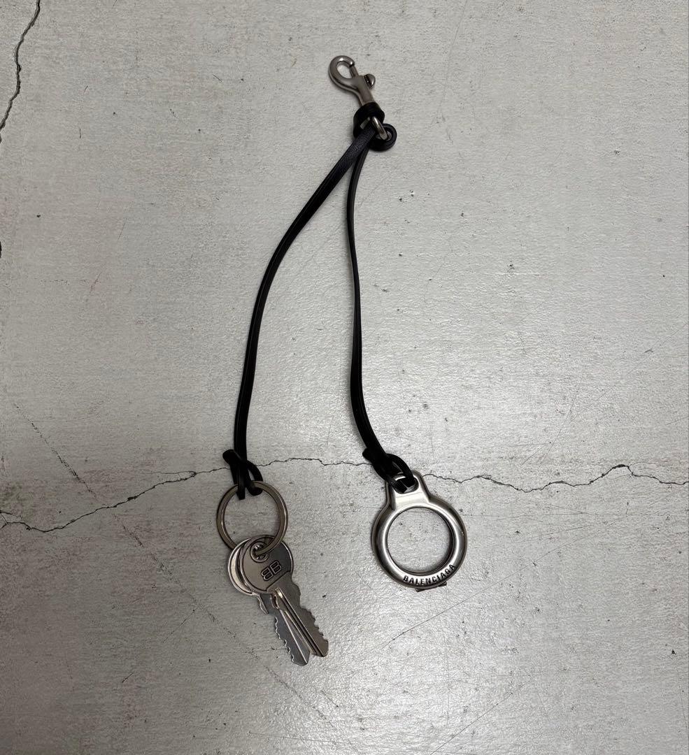 k8　バレンシアガ　キーリング　チャーム　SUBWAY AIRTAG