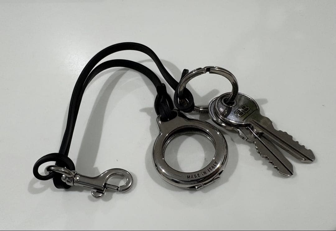 k8　バレンシアガ　キーリング　チャーム　SUBWAY AIRTAG