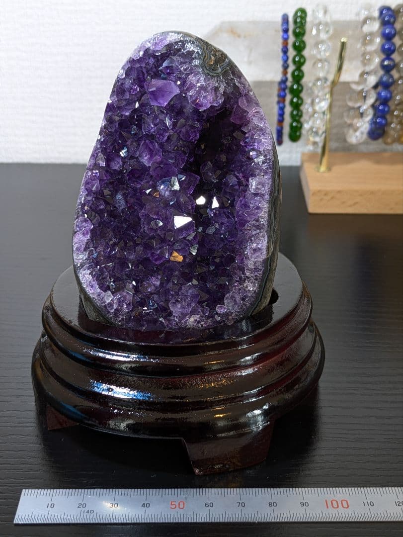 セール延長✨ 濃色高品質✨ ウルグアイ産 アメジストクラスター 木製台座付き✨