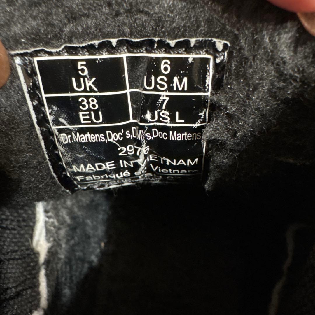Dr.Martens 2976 チェルシーブーツ ウインターグリップ