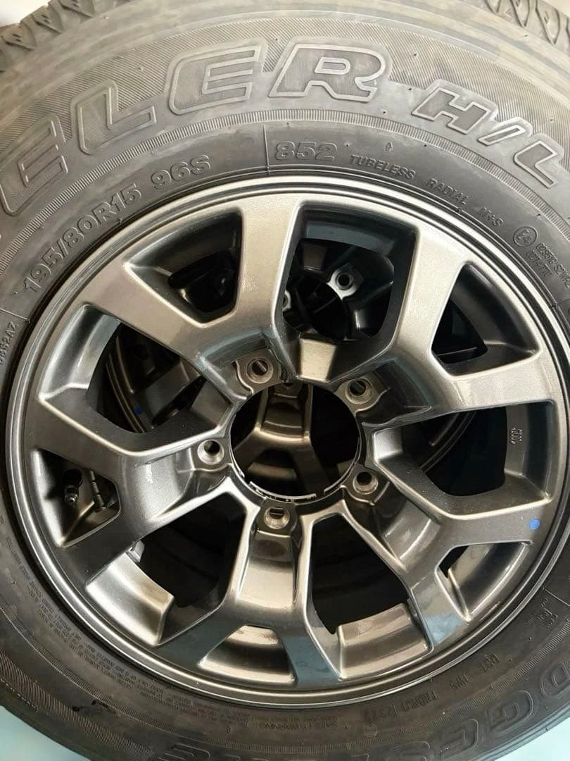 ジムニーノマド　ブリヂストン　15インチ　 タイヤホイール 4本セット