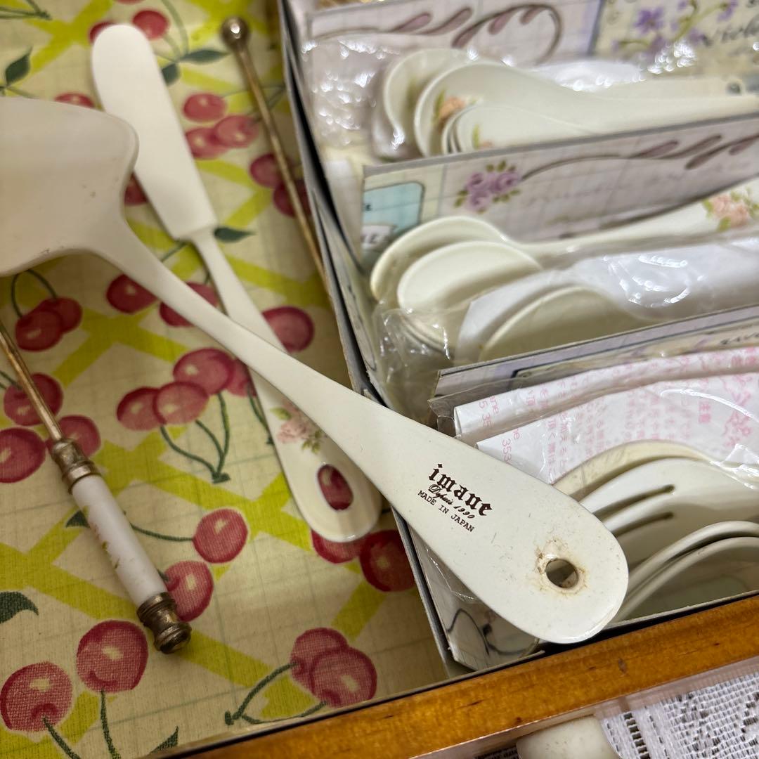 イマン　ダイアナローズ　カトラリーセット