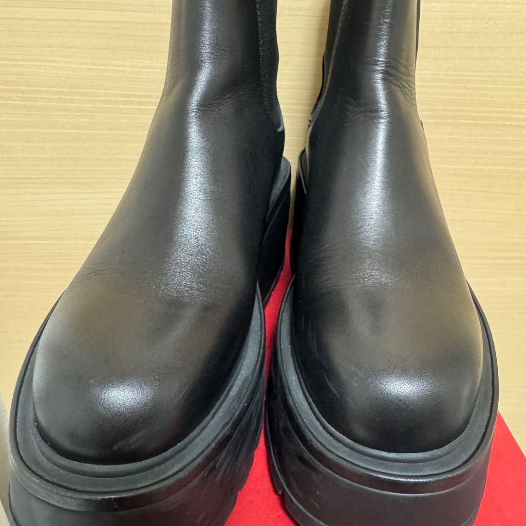 ヴァレンティノ　ショートブーツ　ブラック　厚底　プラットフォーム　37