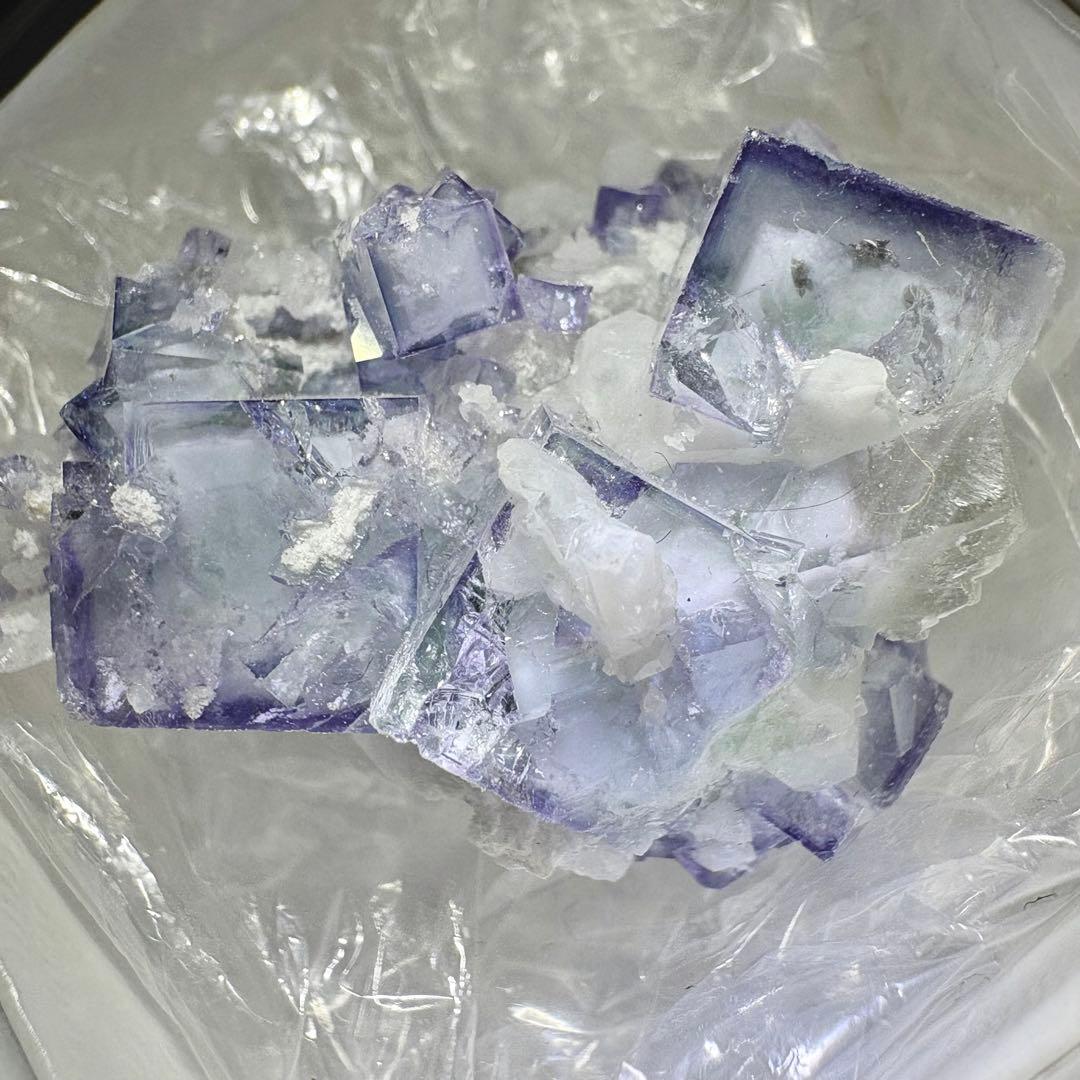 475 中国　ヤオガンシャン産　ポーセリン　フローライト