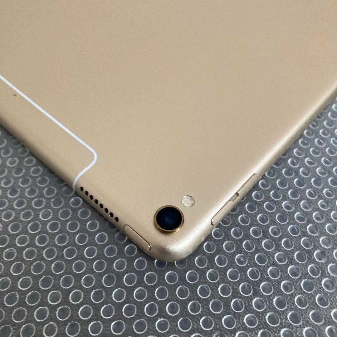 2751 外観美品☆iPad Pro 64GB 10.5インチ SIMフリー☆