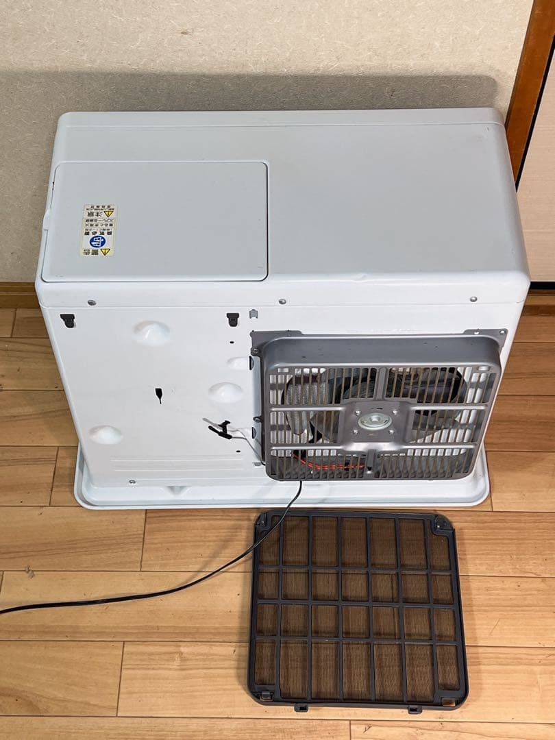 DAINICHI 石油ファンヒーター　FX72R3