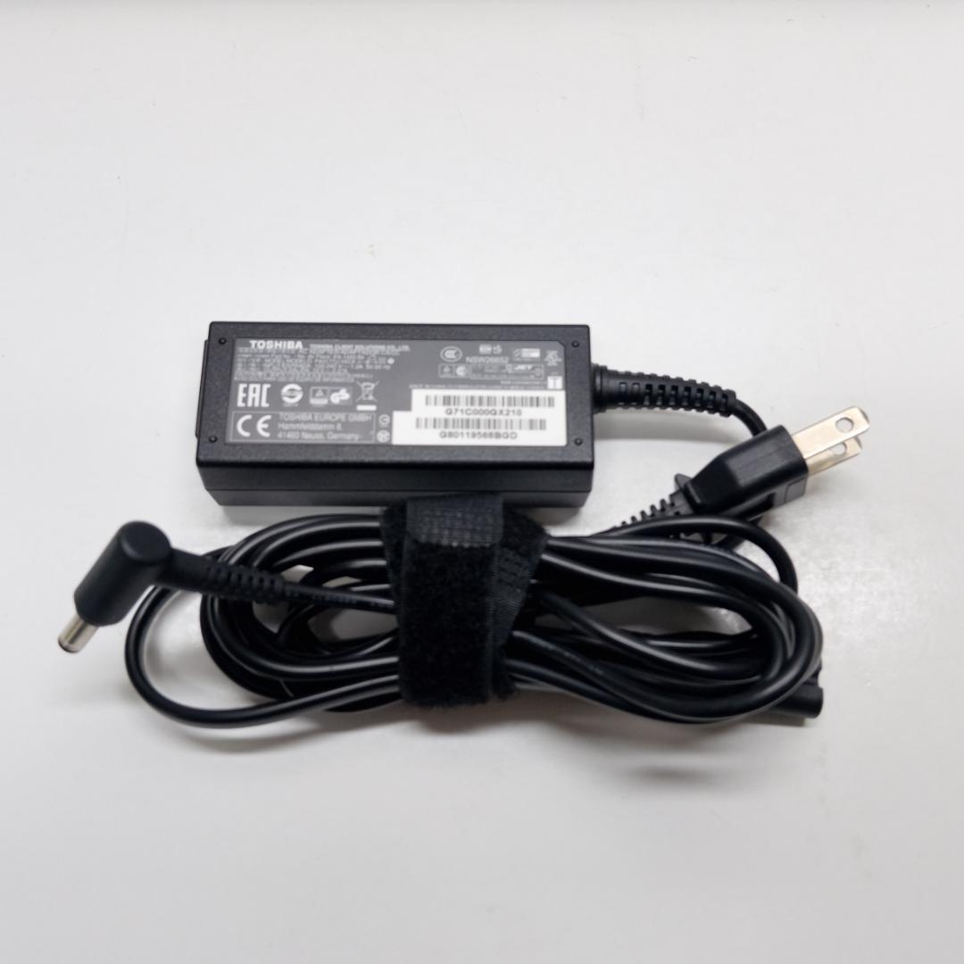 Windowsノート本体 dynabook R73/A i7 6600U 8GB SSD512GB