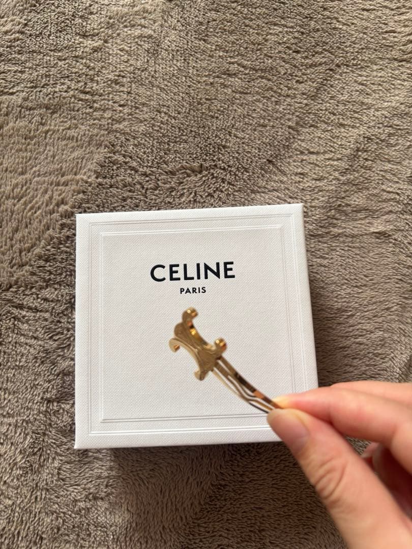 ヘアアクセサリー CELINE