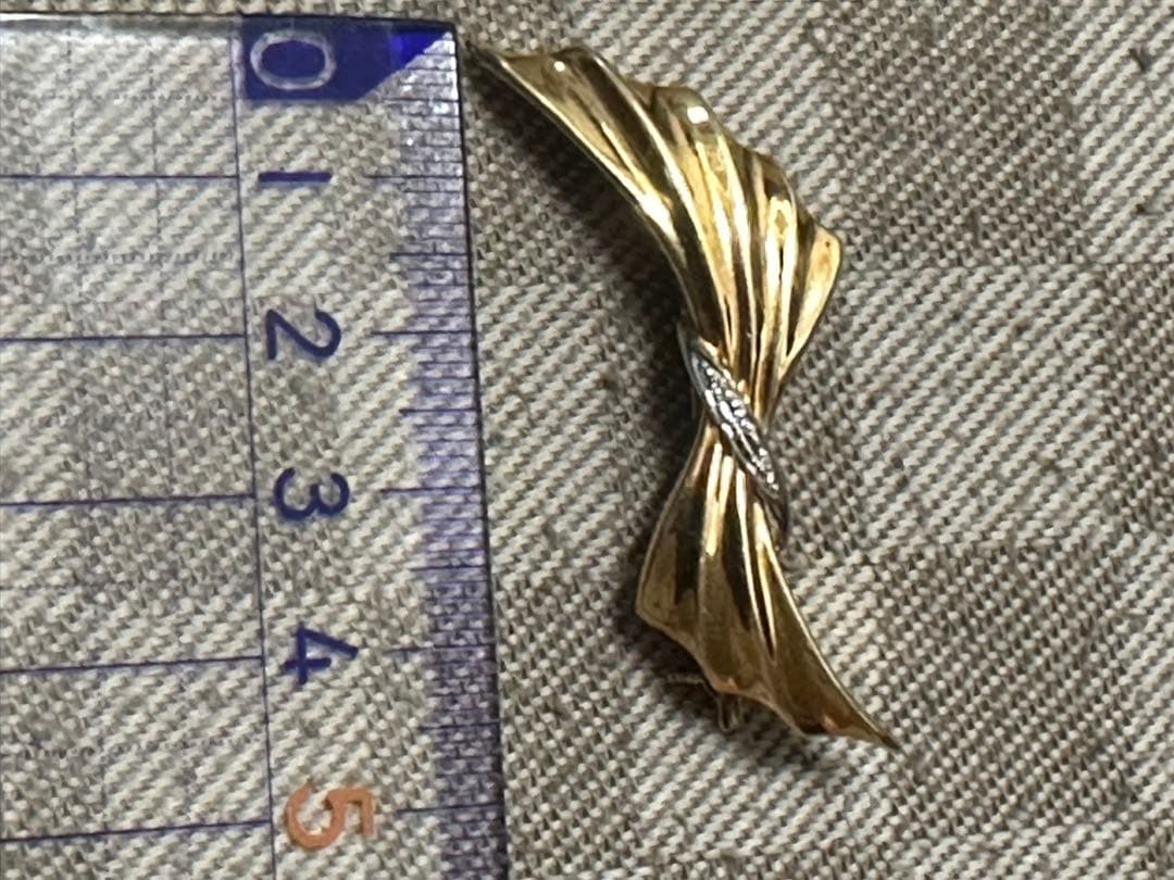 K18金 ブローチ