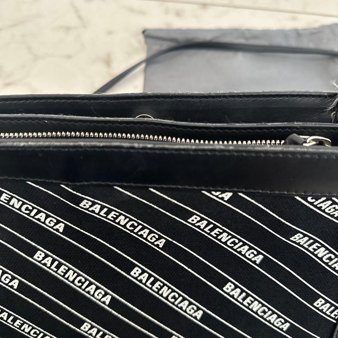 BALENCIAGA ショルダーバッグ ブラック