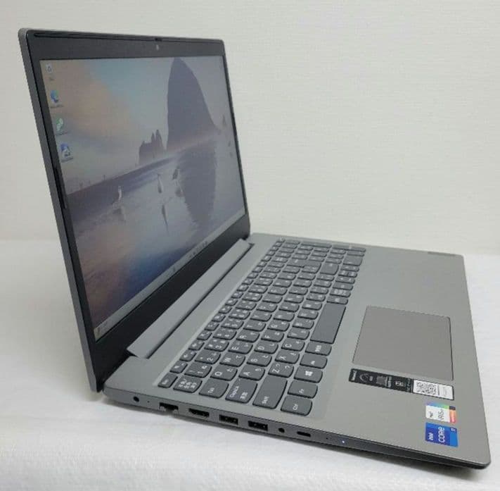 Lenovo 2022 Win11 Corei7 メモリ8GB/SSD512GB
