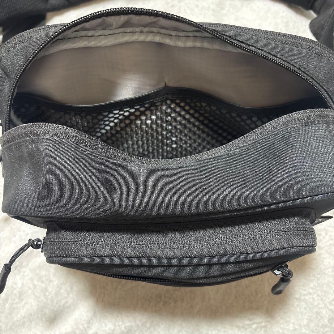 POMULU ポムル ヒップシート ショルダーバッグ スリング ブラック 黒