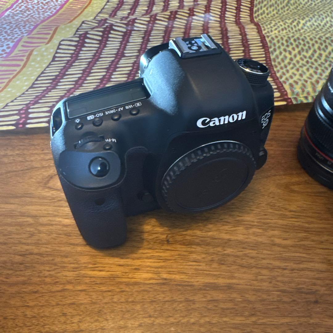 Canon EOS 5D Mark III + レンズ2本セット