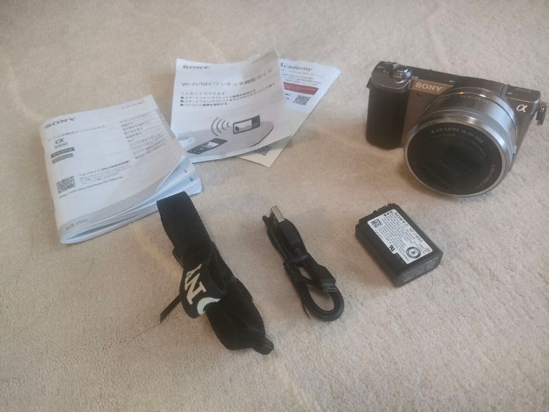 [SONY]ソニーα5100レンズセット中古美品　型番ILCE-5100