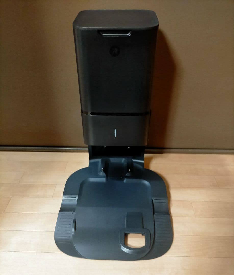 ルンバiRobotルンバi7+使用時間10時間未満【22年式】動作良好美品