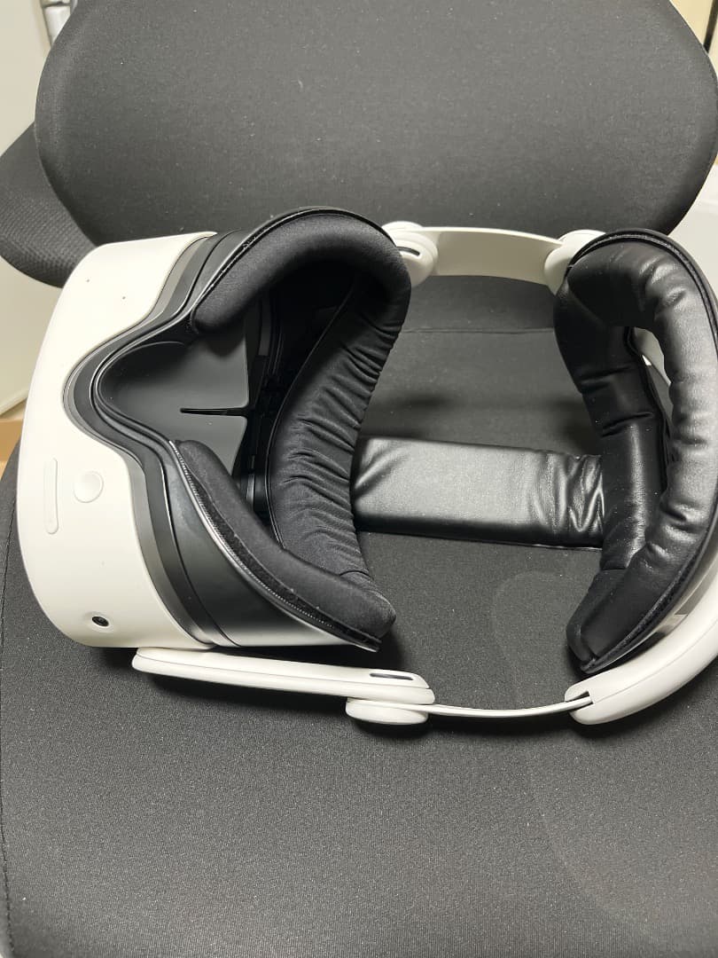 中古（箱無し） Quest 3s 128GB 換装済（純正品付）アクセ有