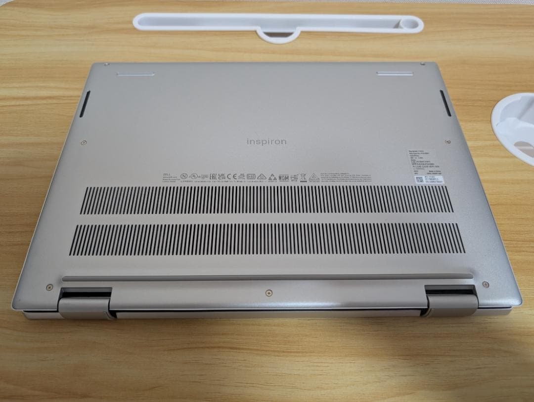 Dell Inspiron 14 7420 2-in-1 / 第12世代i5