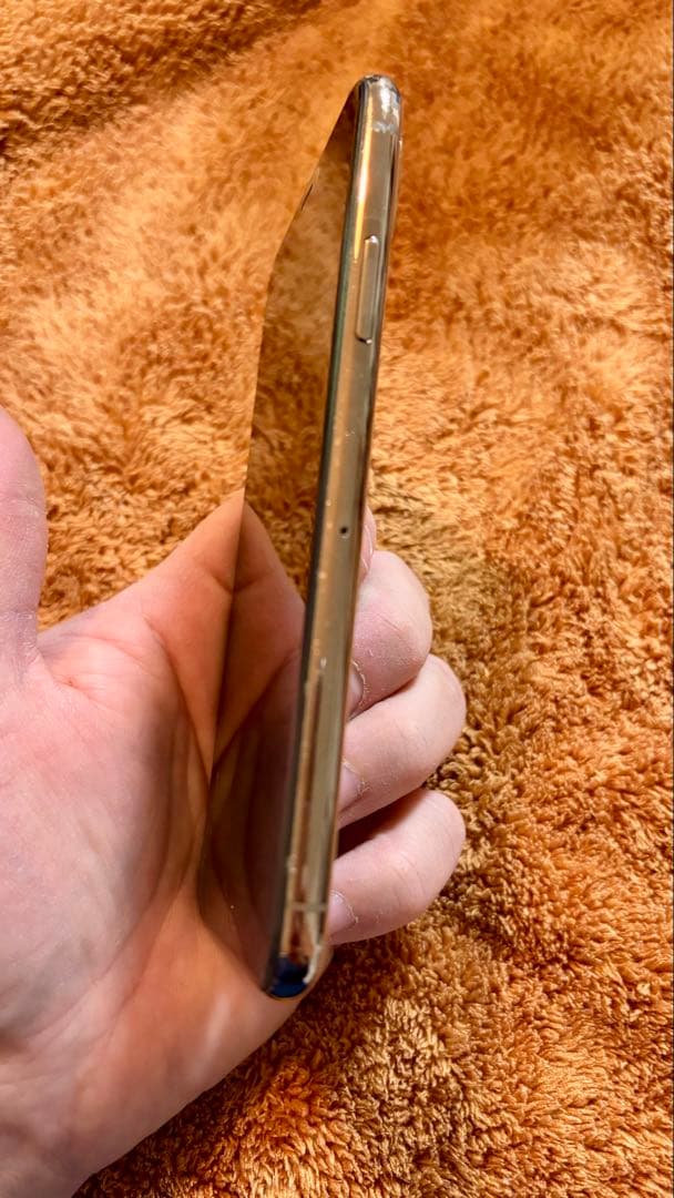 Apple iPhone XSゴールド 本体