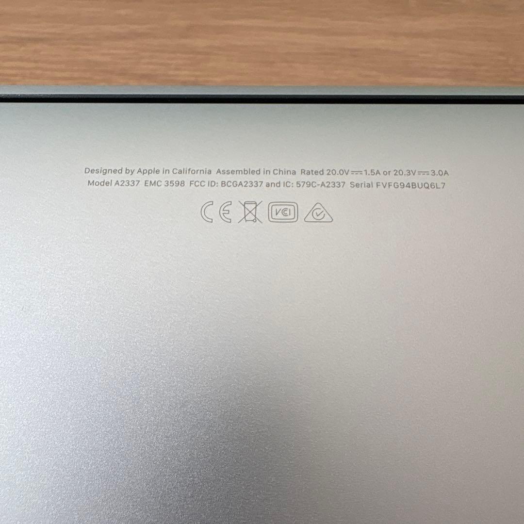 MacBook Air (M1, 2020) 13インチ　8GB/256GB