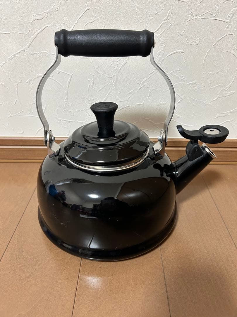LE CREUSET 黒 ケトル 取扱説明書付き　ル・クルーゼ　ケトルクラシック