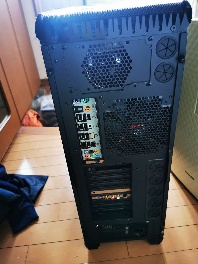 配送不可　超大型PCケース ロズウィルブラックホークウルトラ　ジャンク品