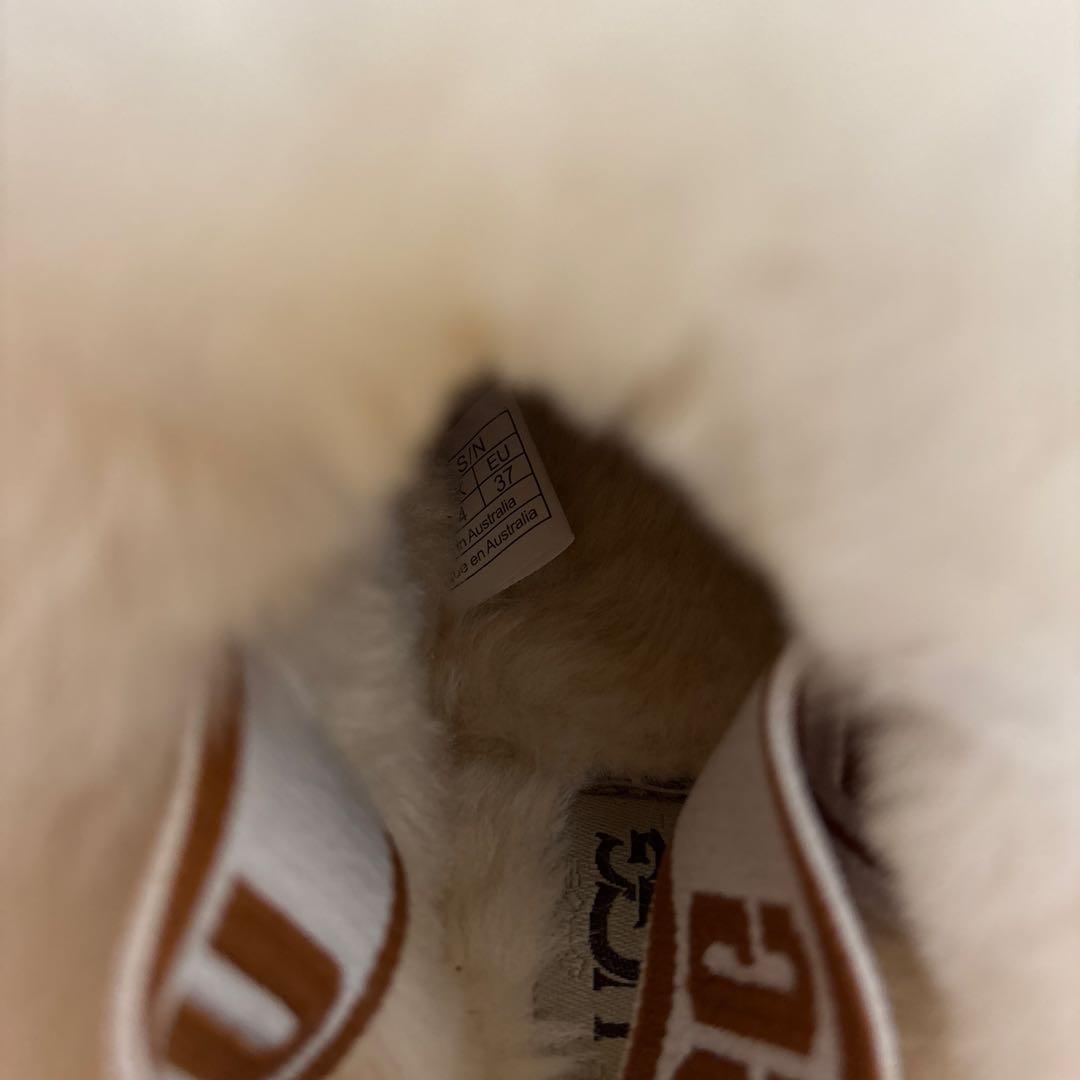 厚底UGG ベージュ スリッパ