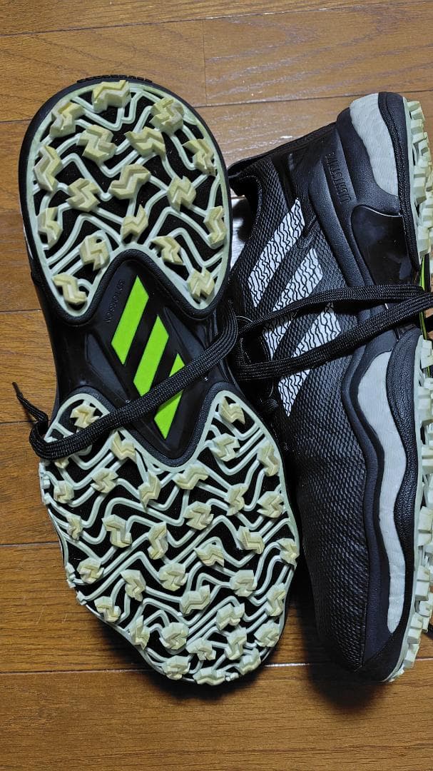 アディダス MDV41 コードカオス 25 スパイクレス 紐ブラック/ホワイト