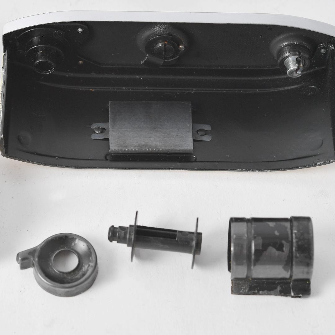 【希少】ナルシス ホワイト Narciss BEGA 小型カメラ