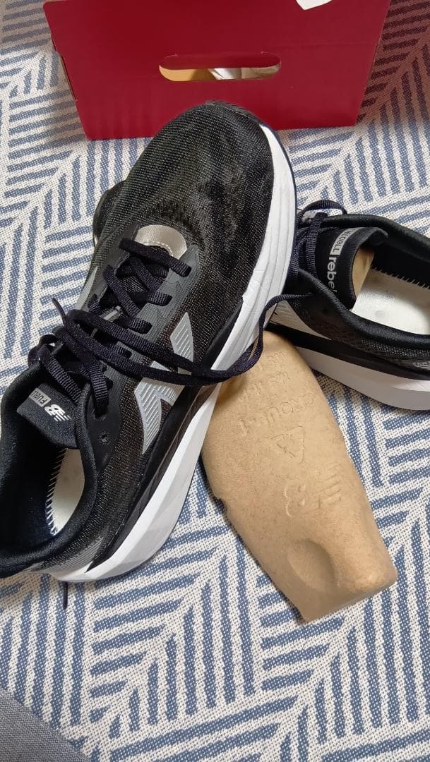 FuelCell Rebel v5　27.5cm　インソール無し