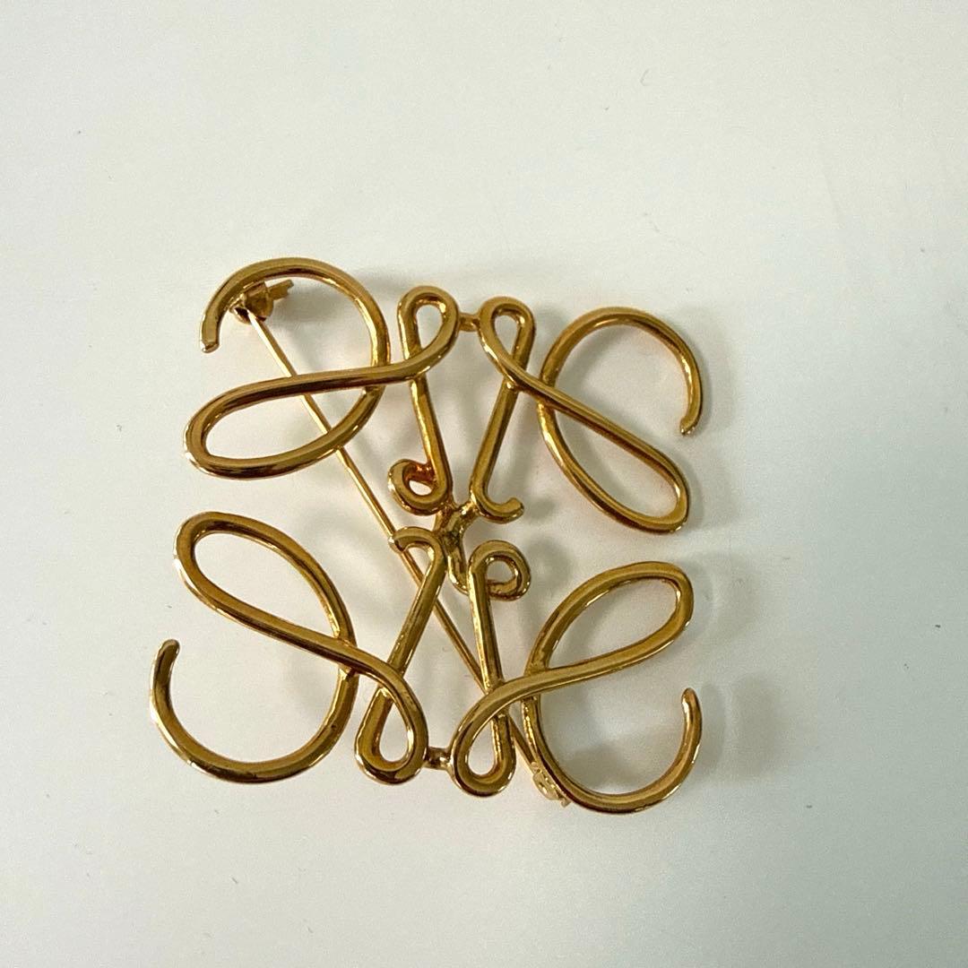 LOEWE ロエベ アナグラムブローチ ゴールド