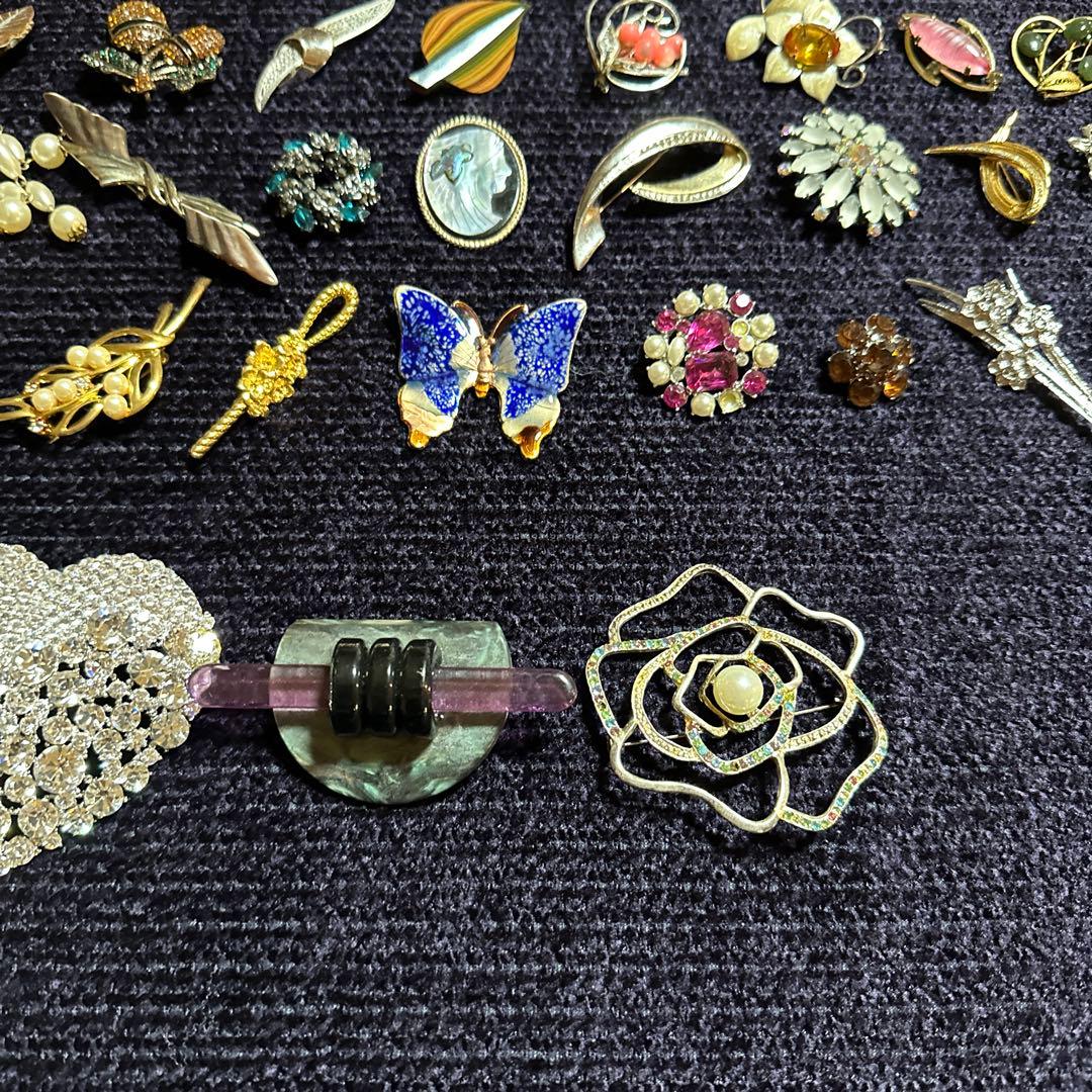 【vintage】ブローチ　120点以上　大量　まとめ売り　セット