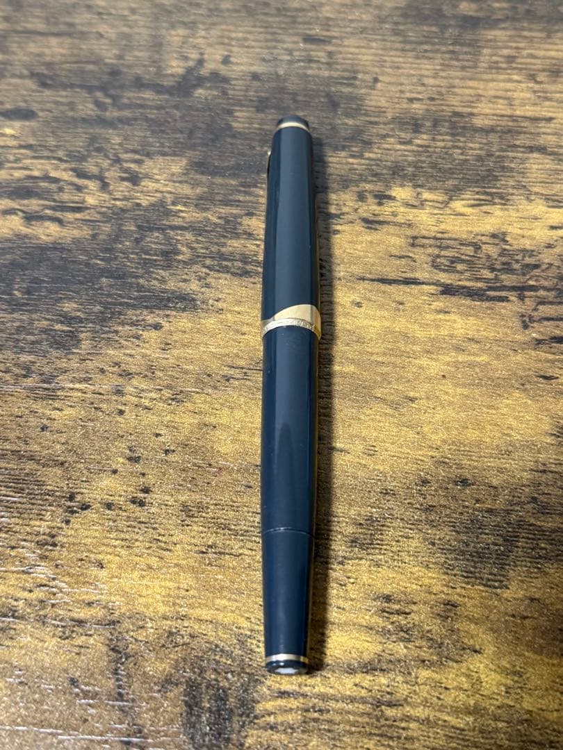 1960年代　グレー軸　モンブラン　No. 12 18c-750 万年筆　中細字