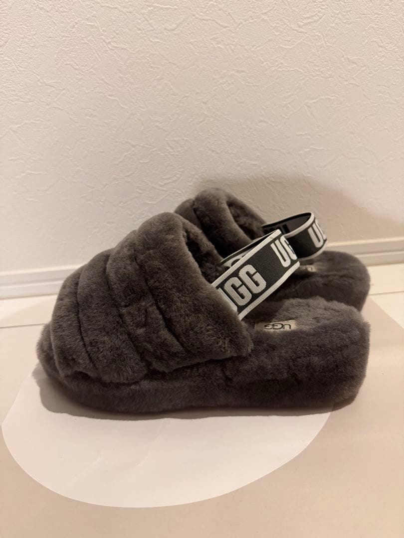 ⭐︎UGG グレー サンダル スリッパ⭐︎