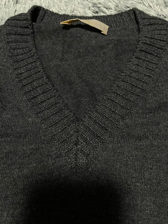 クルチアーニ　27G×9G Vネックニット　チャコール　グレー　46