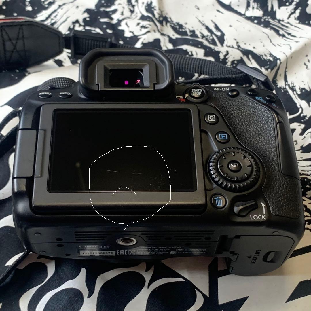 EOS 80D ボディのみ