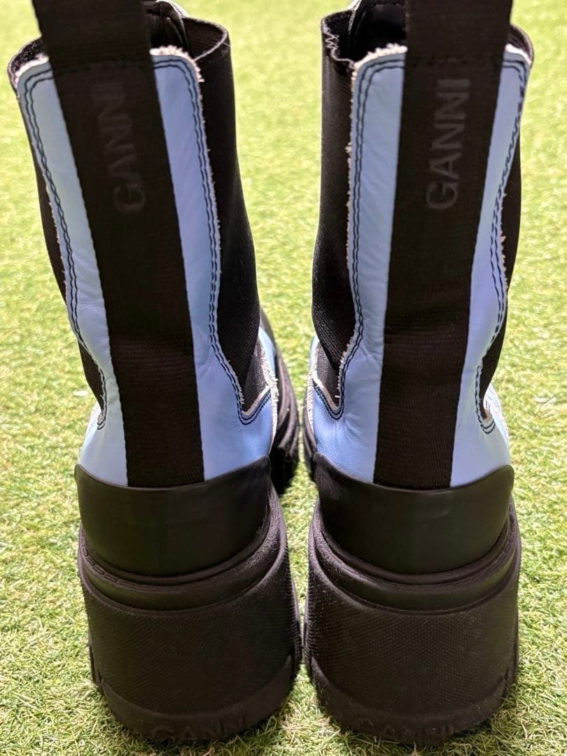 GANNI サイドゴアブーツ 水色/黒 厚底