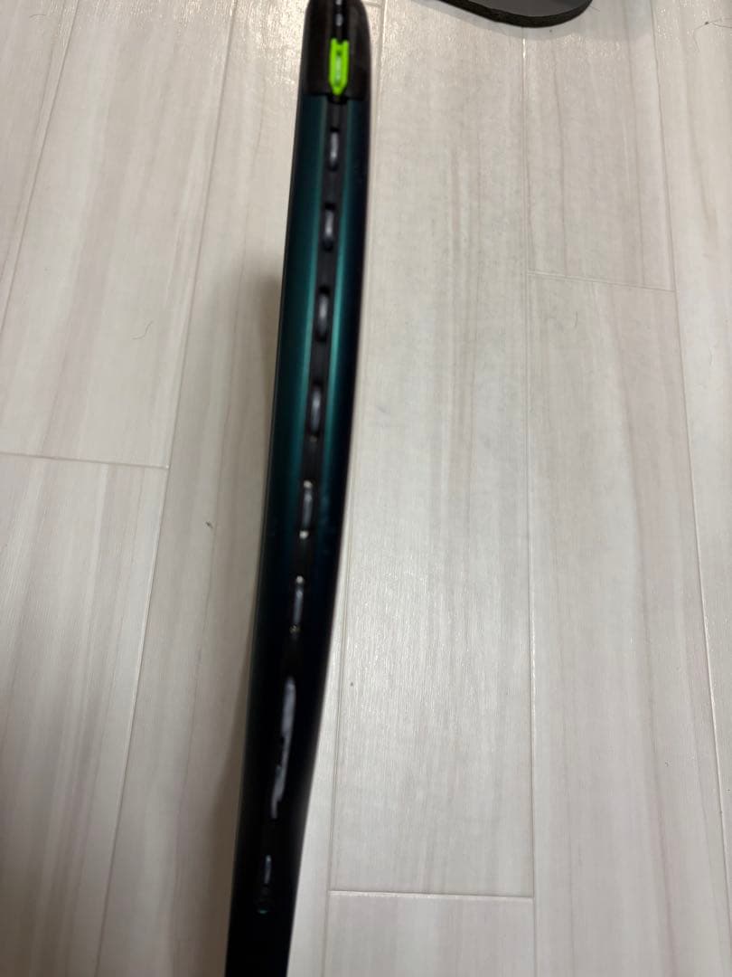 Wilson 100 V9 16×19 300g テニスラケット