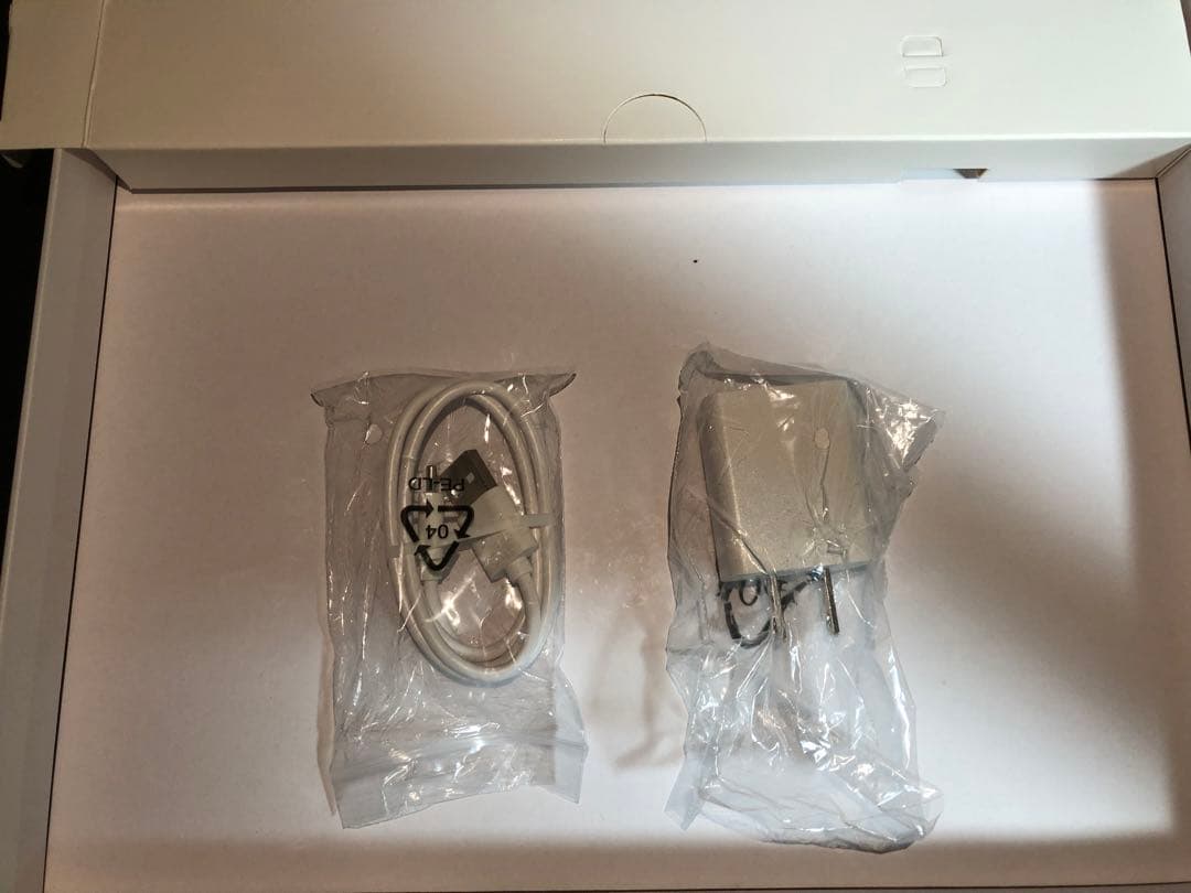 【早い者勝ち】ALLDOCUBE iPlay60 ケース&ガラスフィルム付