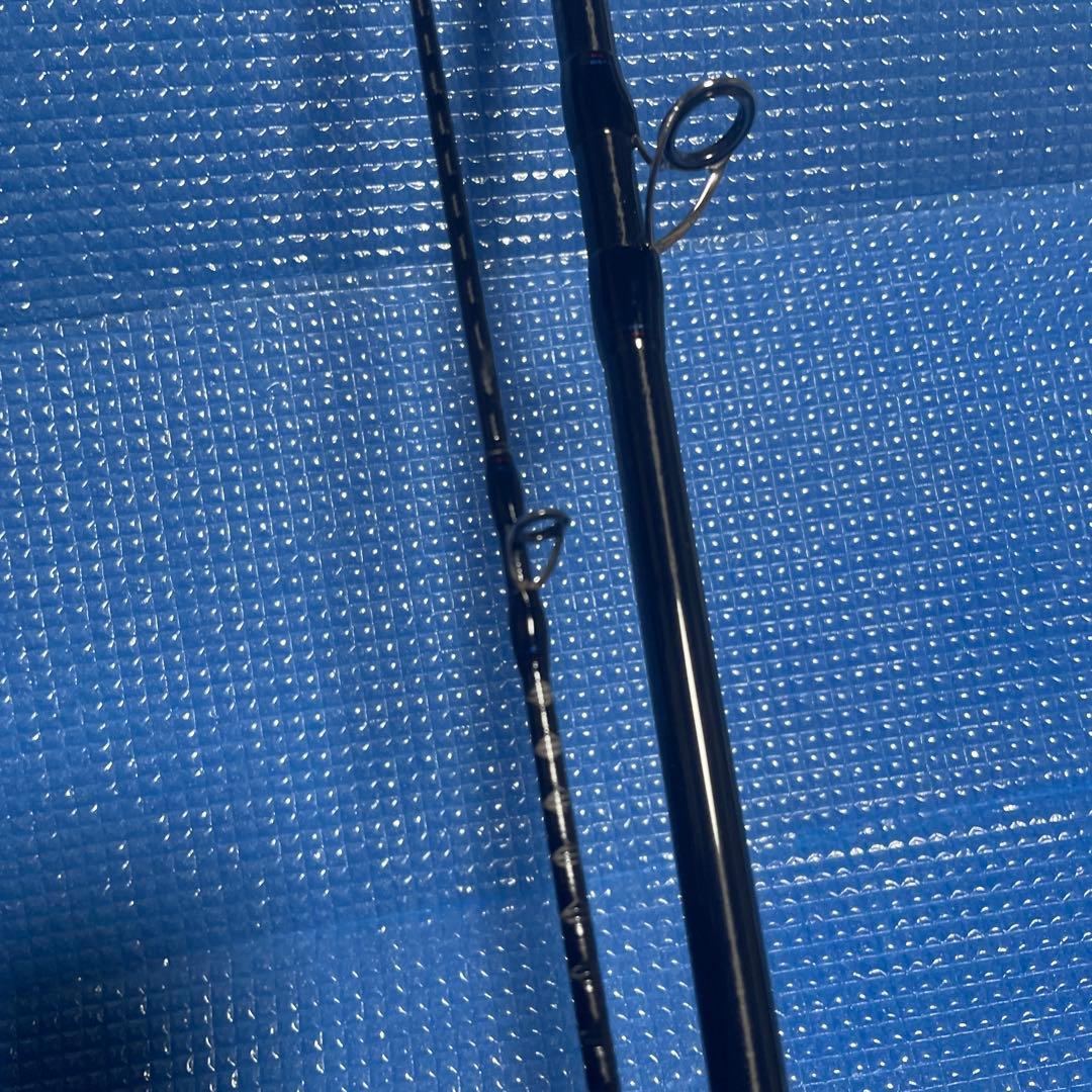 SHIMANO　シマノ 　スコーピオン　 17113R-2