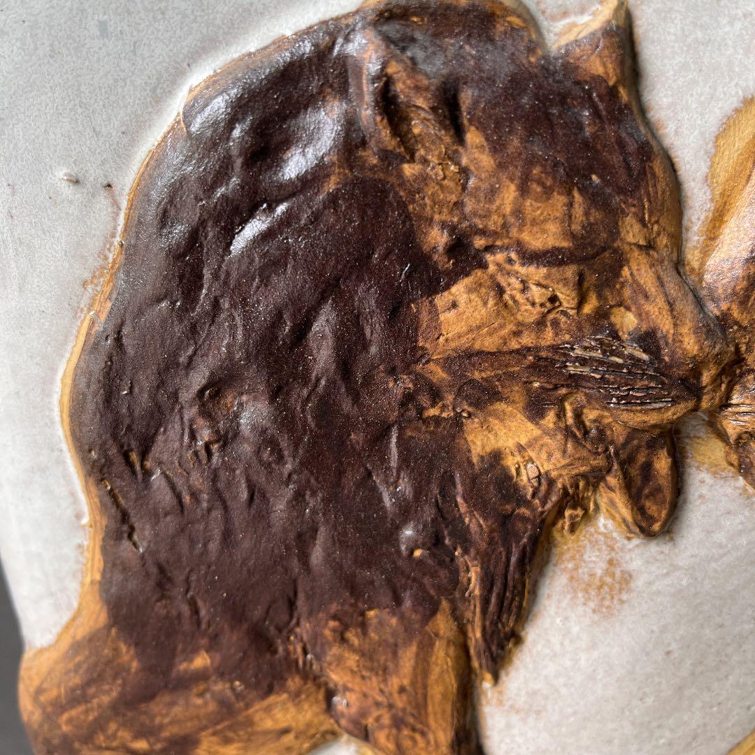 信楽焼傘立て  ライオンレリーフ 高さ４６cm