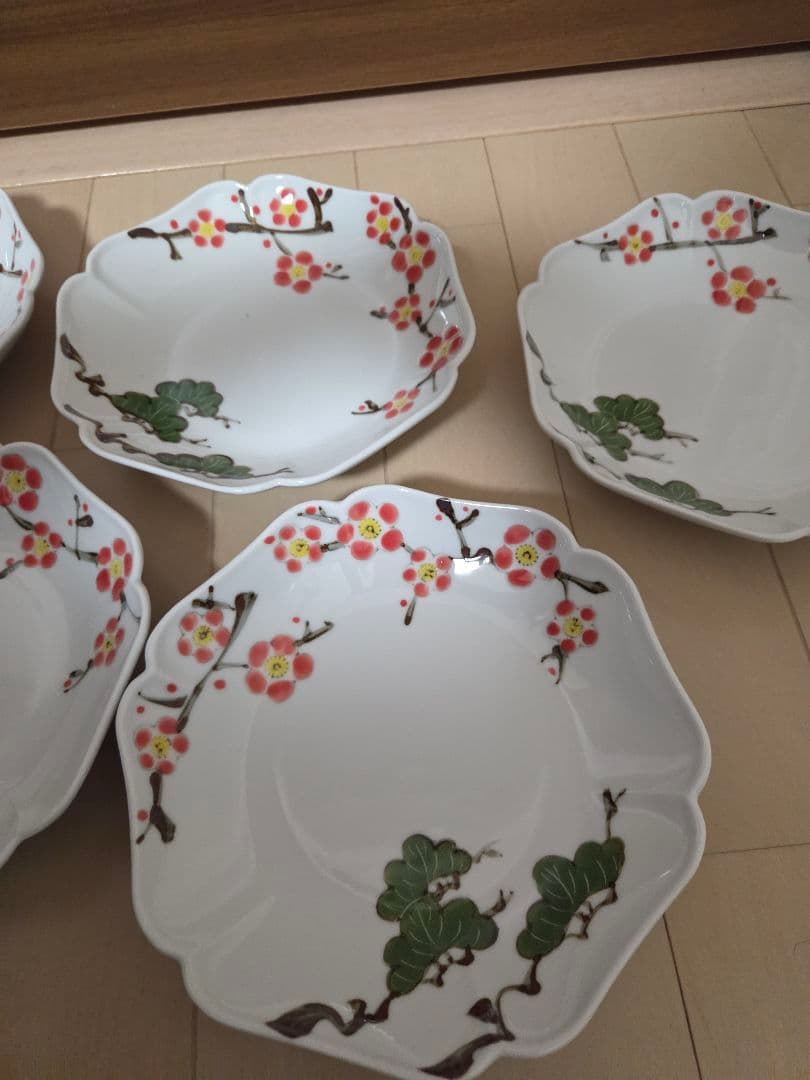 美品　有田焼　徳七窯　染錦松梅文木甲和皿 5枚セット