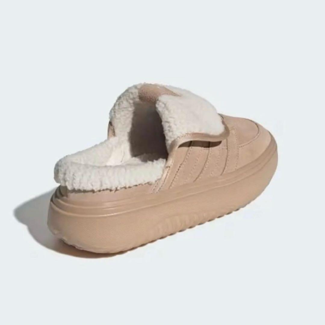 なぁ さん用。adidas アディダス23.0㎝ ボア付き サンダル